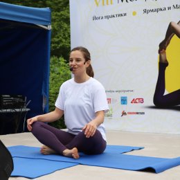 Сахалинцев ждет целый день бесплатных йога-практик