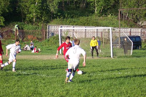 "Сахалин[-Турист]" - "Портовик"