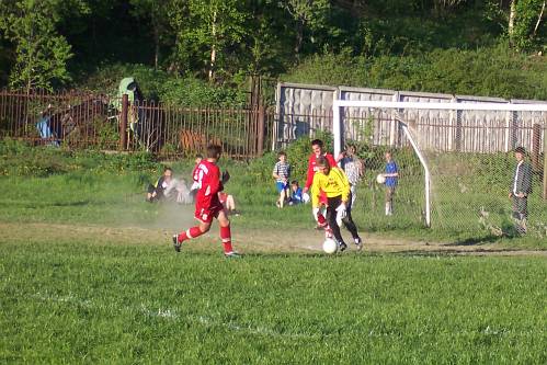 "Сахалин[-Турист]" - "Портовик"