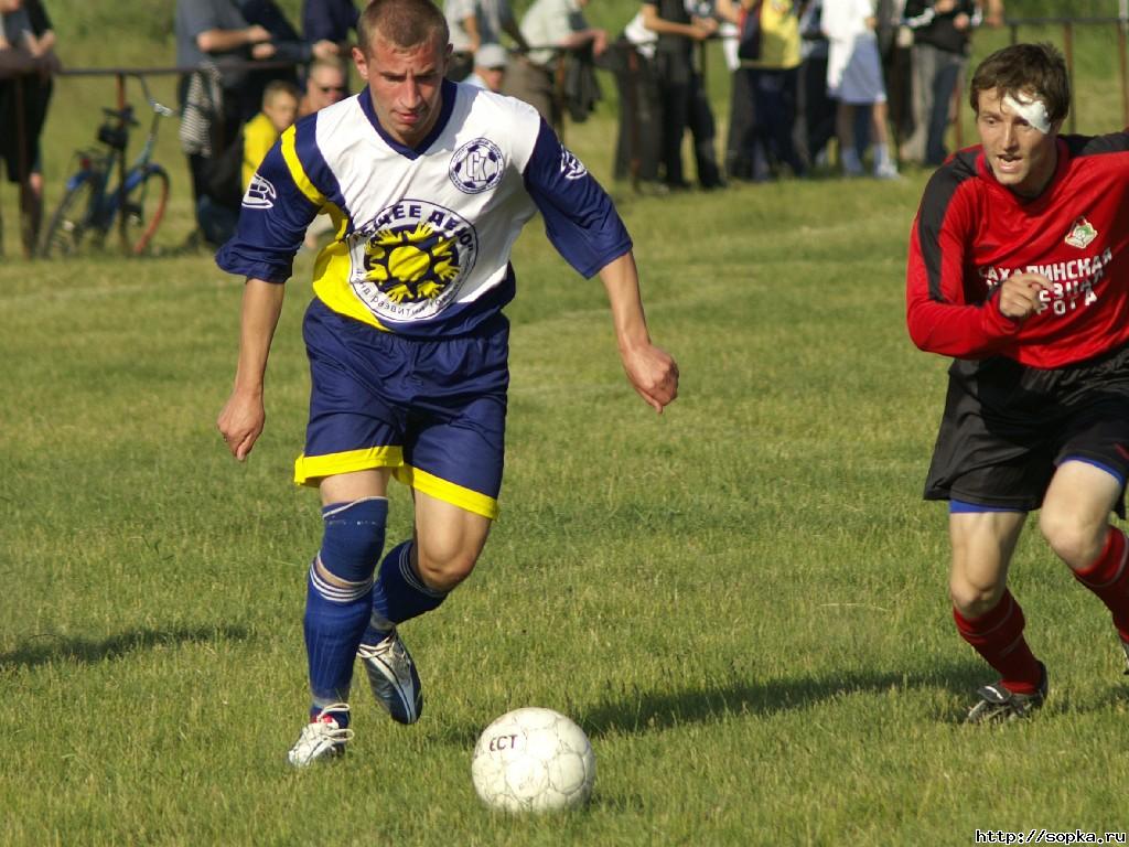 "Локомотив" - "Крылья Сахалина"