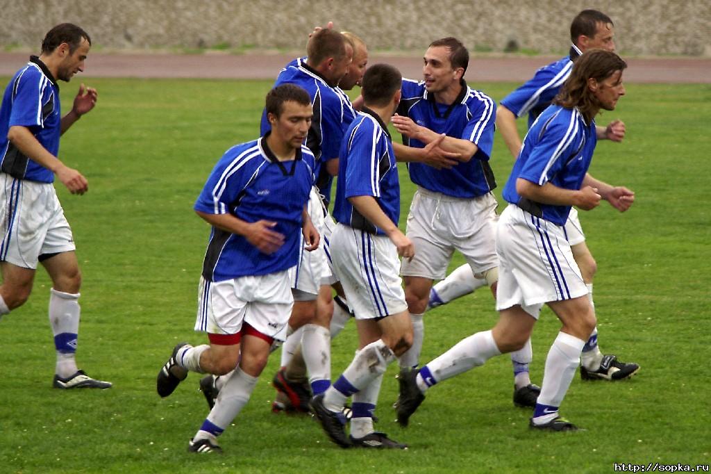 "Портовик" (Холмск) - "Сахалин[-Турист]" (Южно-Сахалинск)