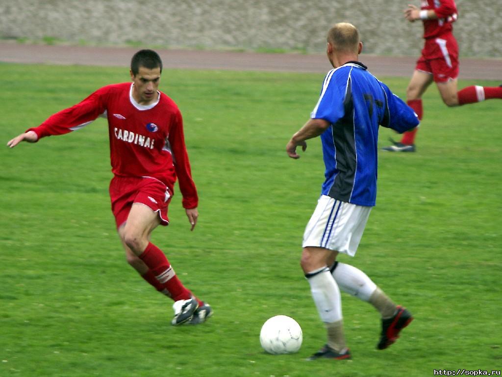 "Портовик" (Холмск) - "Сахалин[-Турист]" (Южно-Сахалинск)