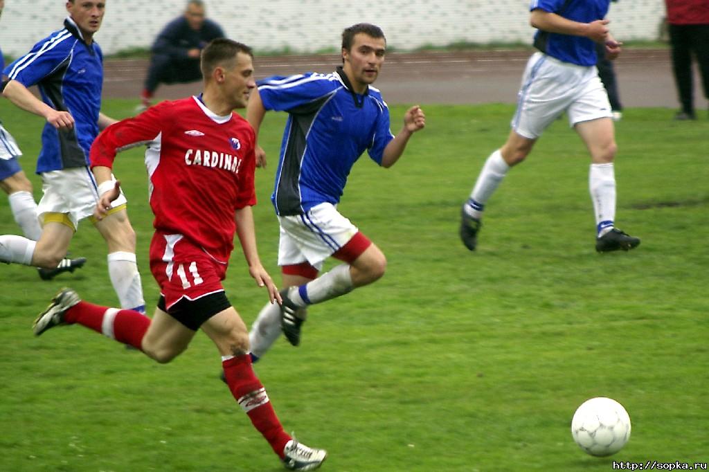 "Портовик" (Холмск) - "Сахалин[-Турист]" (Южно-Сахалинск)