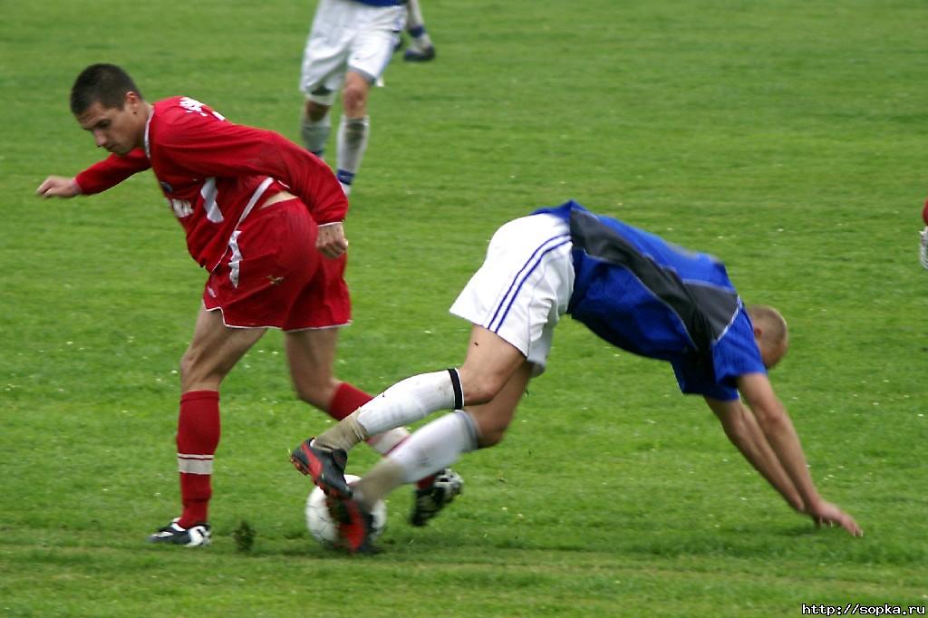 "Портовик" (Холмск) - "Сахалин[-Турист]" (Южно-Сахалинск)