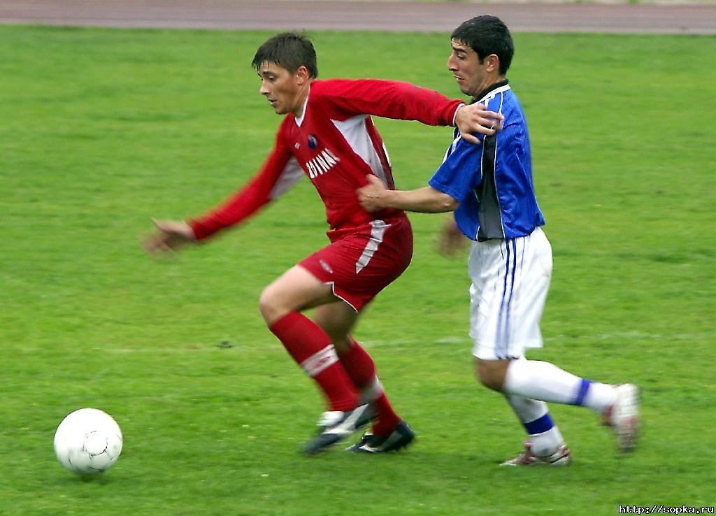 "Портовик" (Холмск) - "Сахалин[-Турист]" (Южно-Сахалинск)