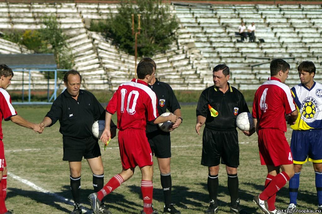 "Крылья Сахалина" (Южно-Сахалинск) - "Амур-дубль" (Благовещенск)