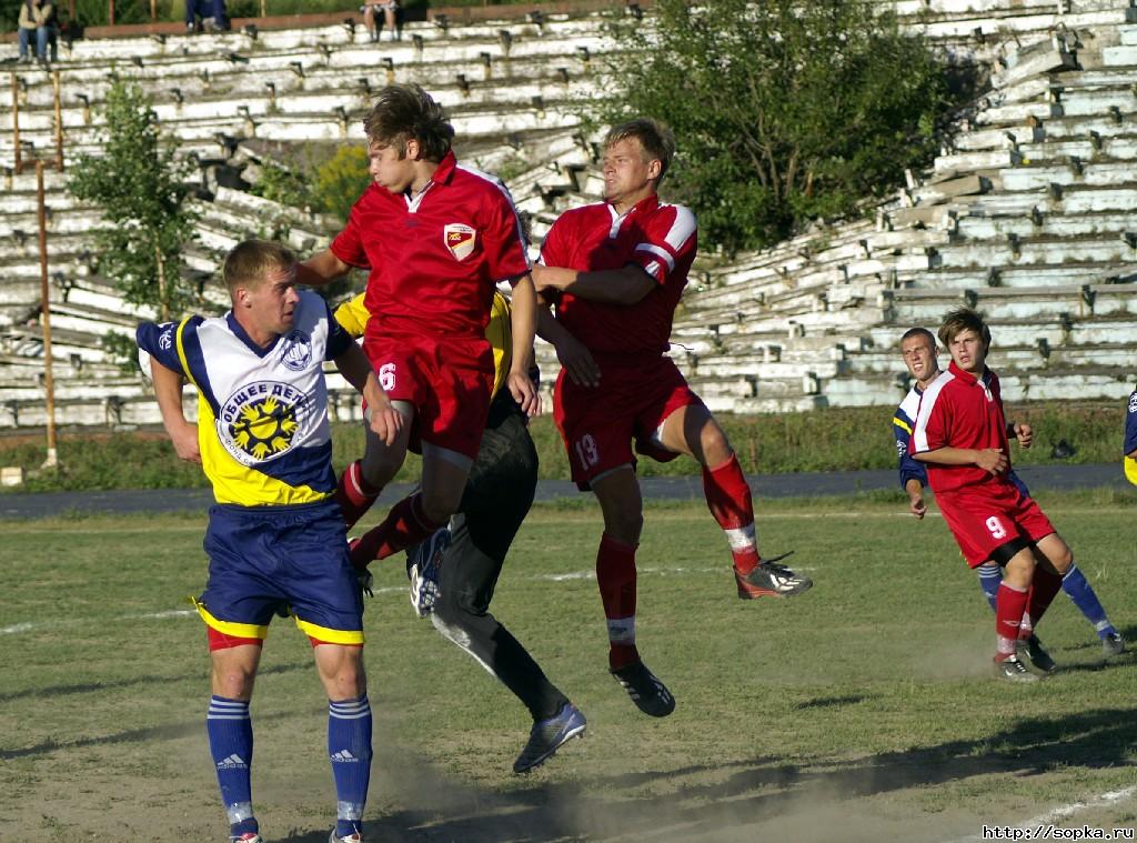 "Крылья Сахалина" (Южно-Сахалинск) - "Амур-дубль" (Благовещенск)