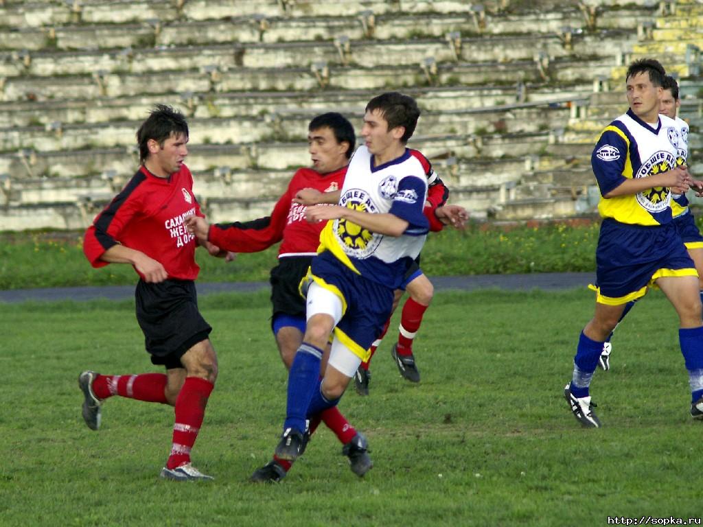 "Крылья Сахалина" - "Локомотив-Тепличный"