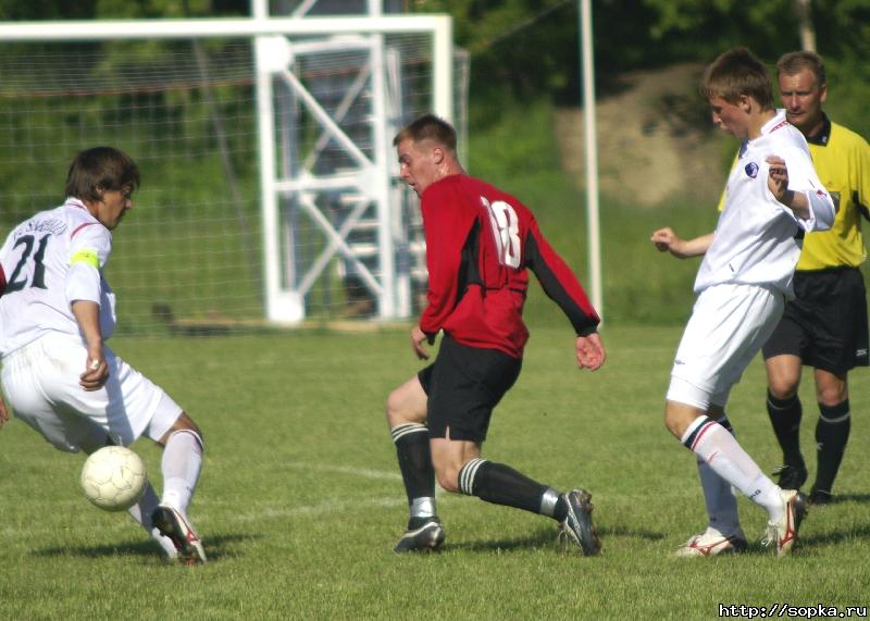 "Сахалин" (Южно-Сахалинск) - "Портовик" (Холмск)