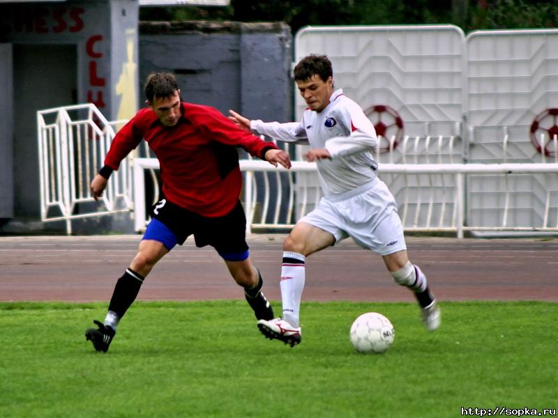 "Портовик" (Холмск) - "Сахалин" (Южно-Сахалинск)