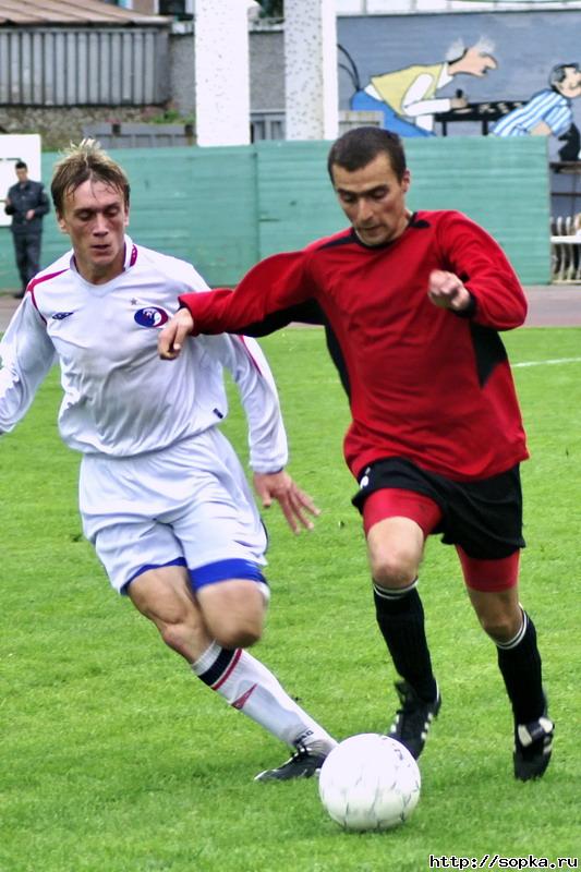 "Портовик" (Холмск) - "Сахалин" (Южно-Сахалинск)