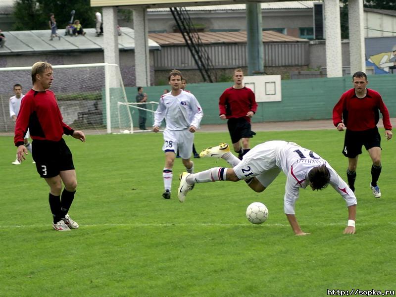 "Портовик" (Холмск) - "Сахалин" (Южно-Сахалинск)