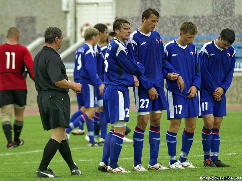 "Портовик" (Холмск) - "Сахалин" (Южно-Сахалинск)