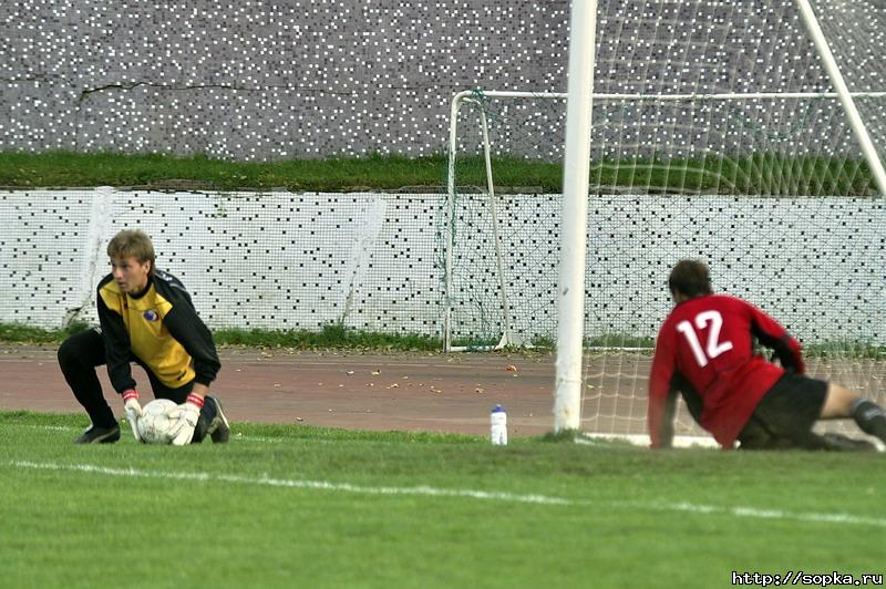 "Портовик" (Холмск) - "Сахалин" (Южно-Сахалинск)