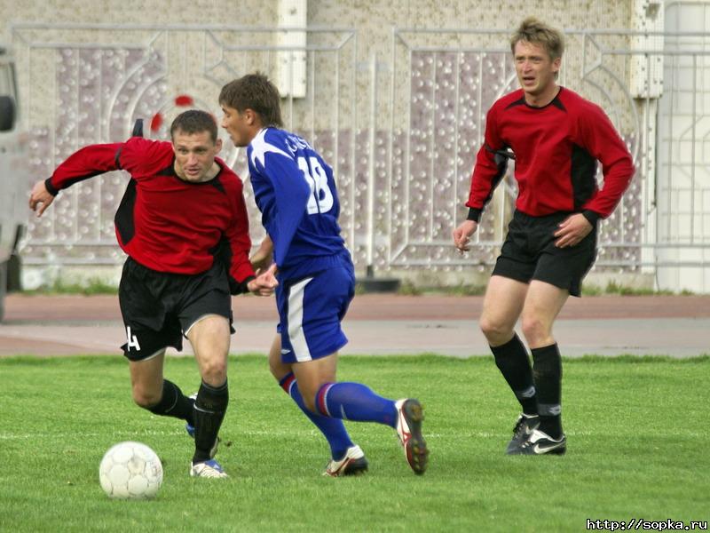 "Портовик" (Холмск) - "Сахалин" (Южно-Сахалинск)