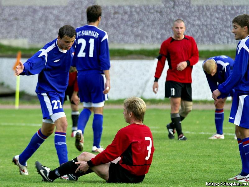"Портовик" (Холмск) - "Сахалин" (Южно-Сахалинск)
