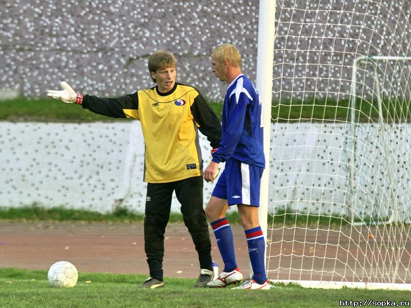 "Портовик" (Холмск) - "Сахалин" (Южно-Сахалинск)