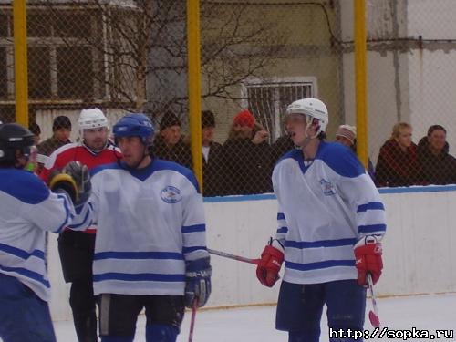 "Сахалин" - "Звезда"