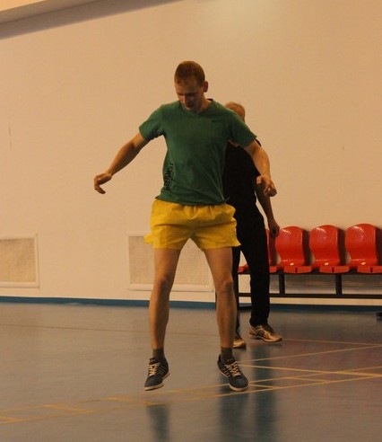 Волейбольная тренировка секции инвалидов по слуху