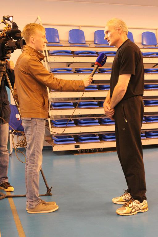 Волейбольная тренировка секции инвалидов по слуху