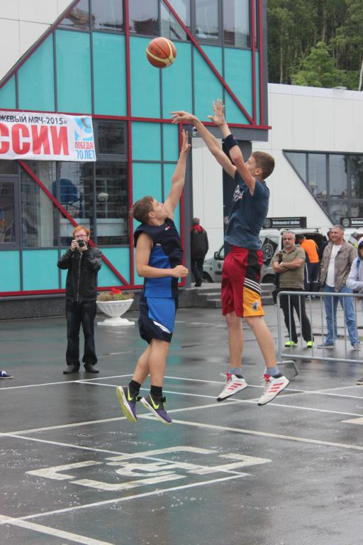 Оранжевый мяч_2015