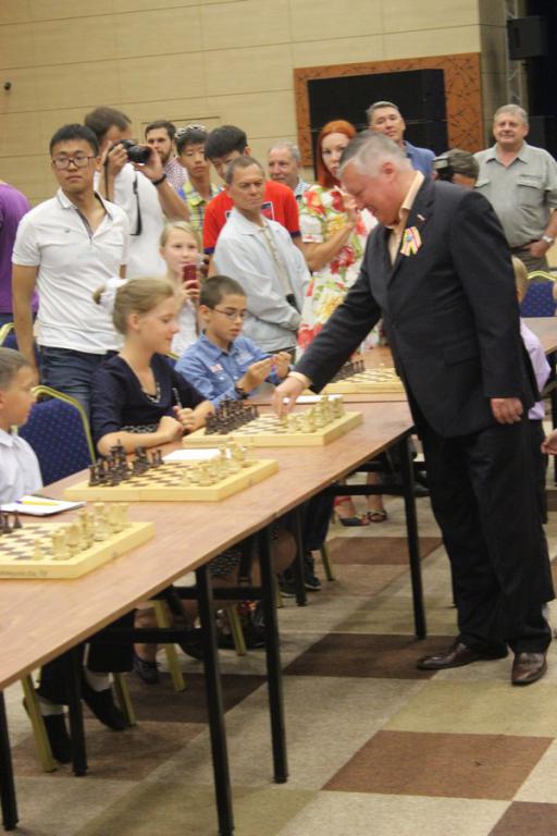 Сеанс одновременной игры Анатолия Карпова