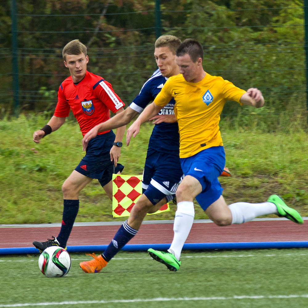 ФК "Сахалин" - "Динамо" (Барнаул). (12 сентября 2015)