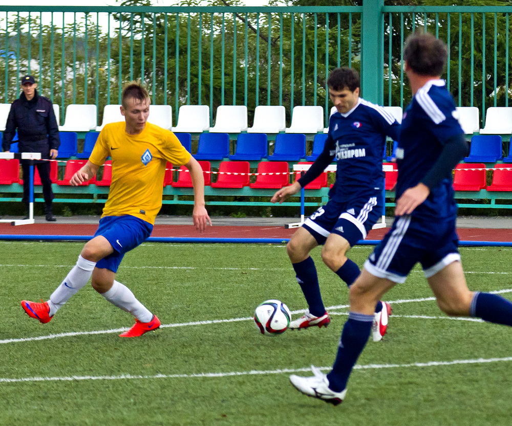 ФК "Сахалин" - "Динамо" (Барнаул). (12 сентября 2015)