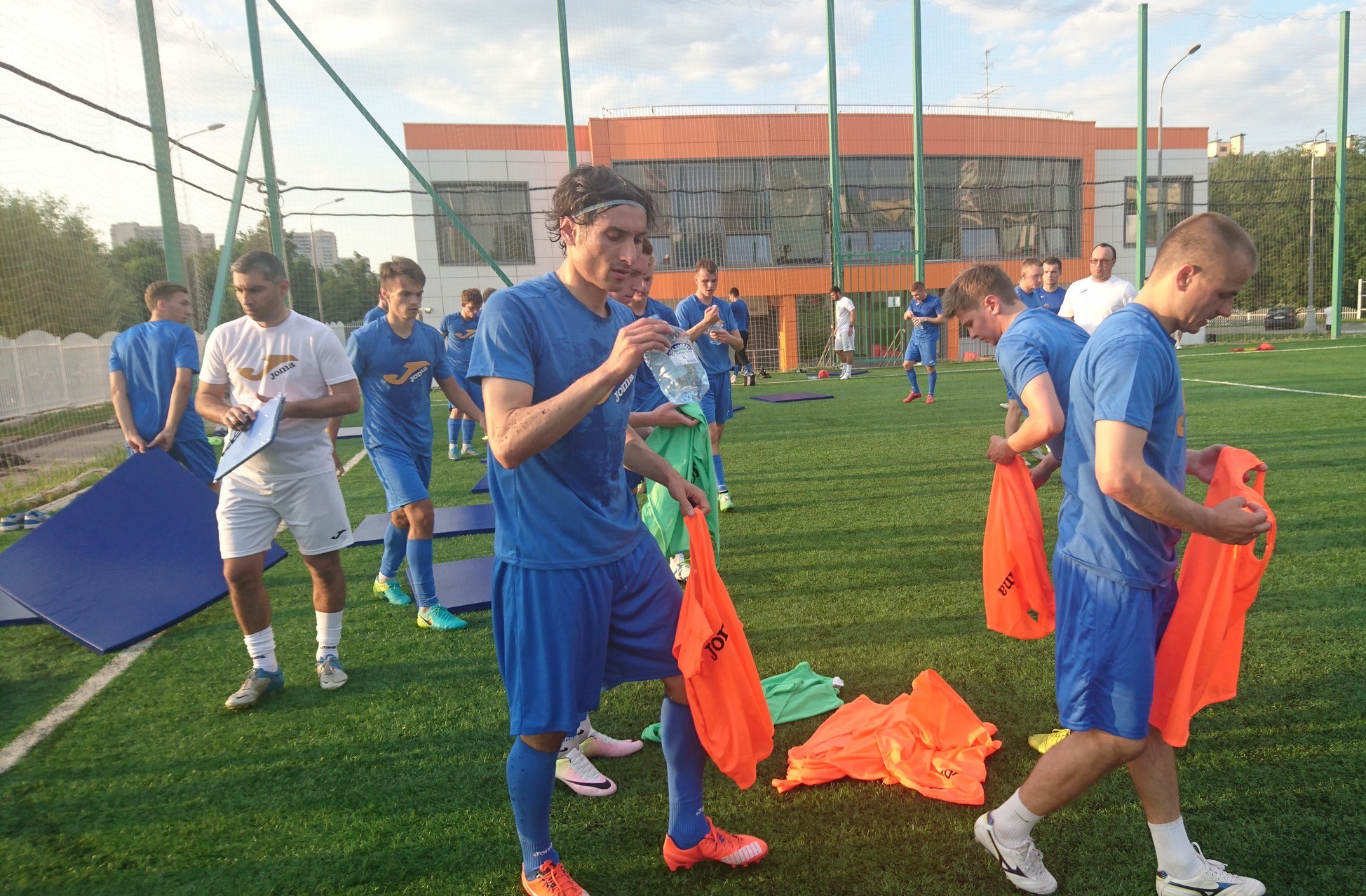 УТС ФК Сахалин