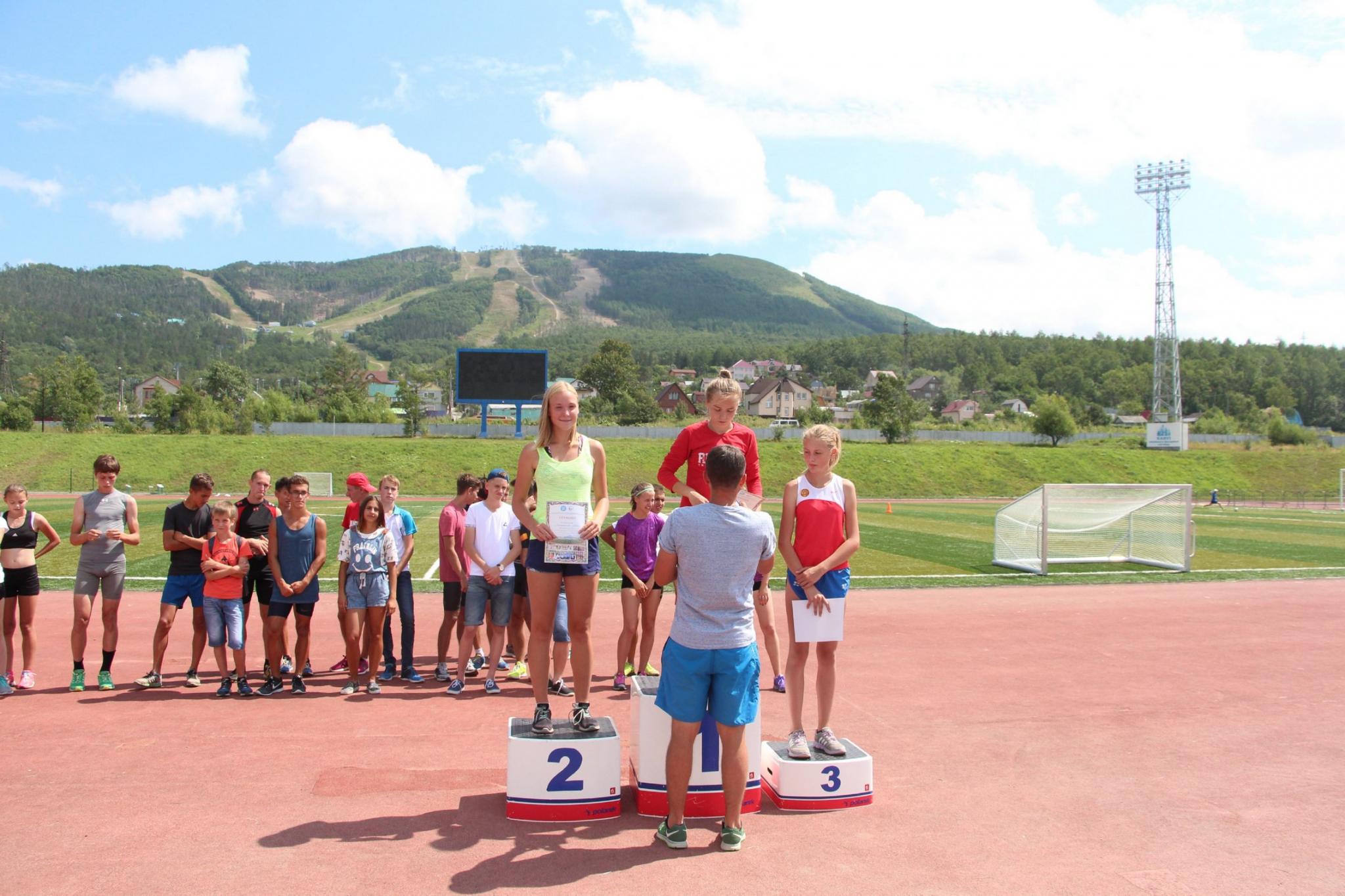 Открытое первенство СШ ЛВС по легкой атлетике