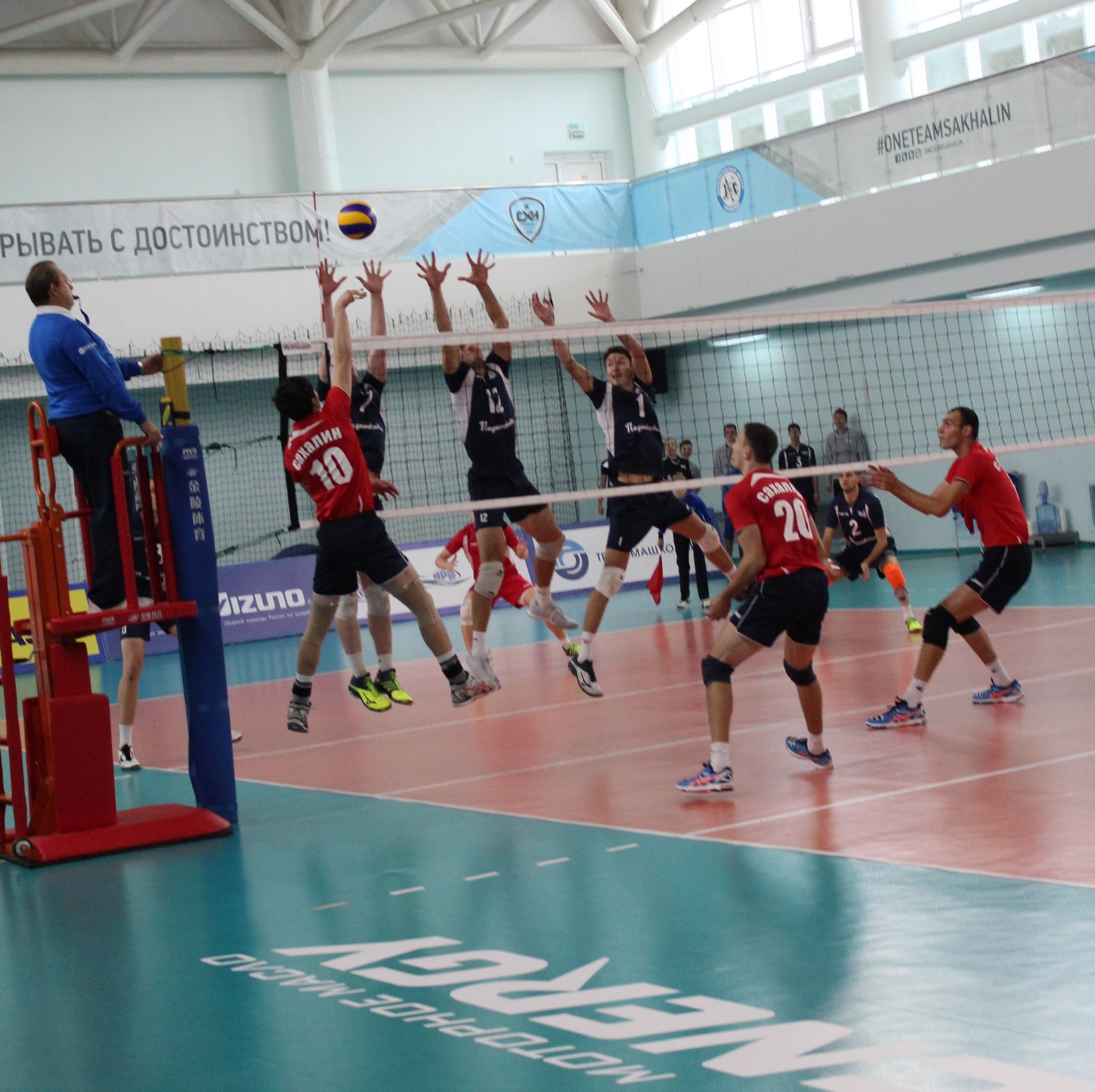 Матч «Элвари Сахалин» - «Подмосковье» (10.10.2016)