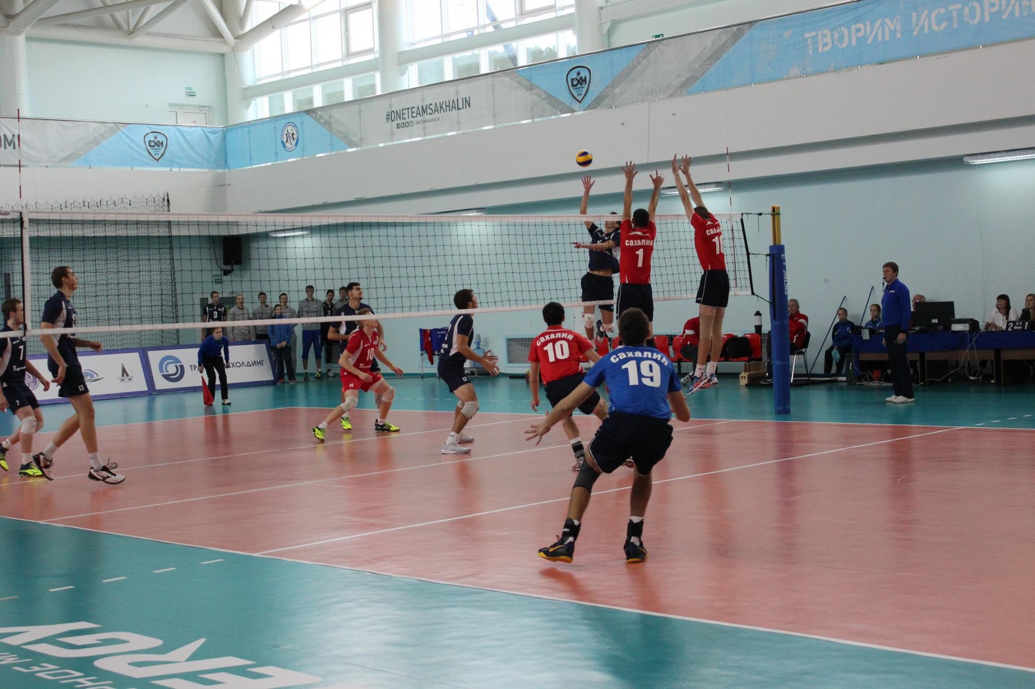 Матч «Элвари Сахалин» - «Подмосковье» (10.10.2016)