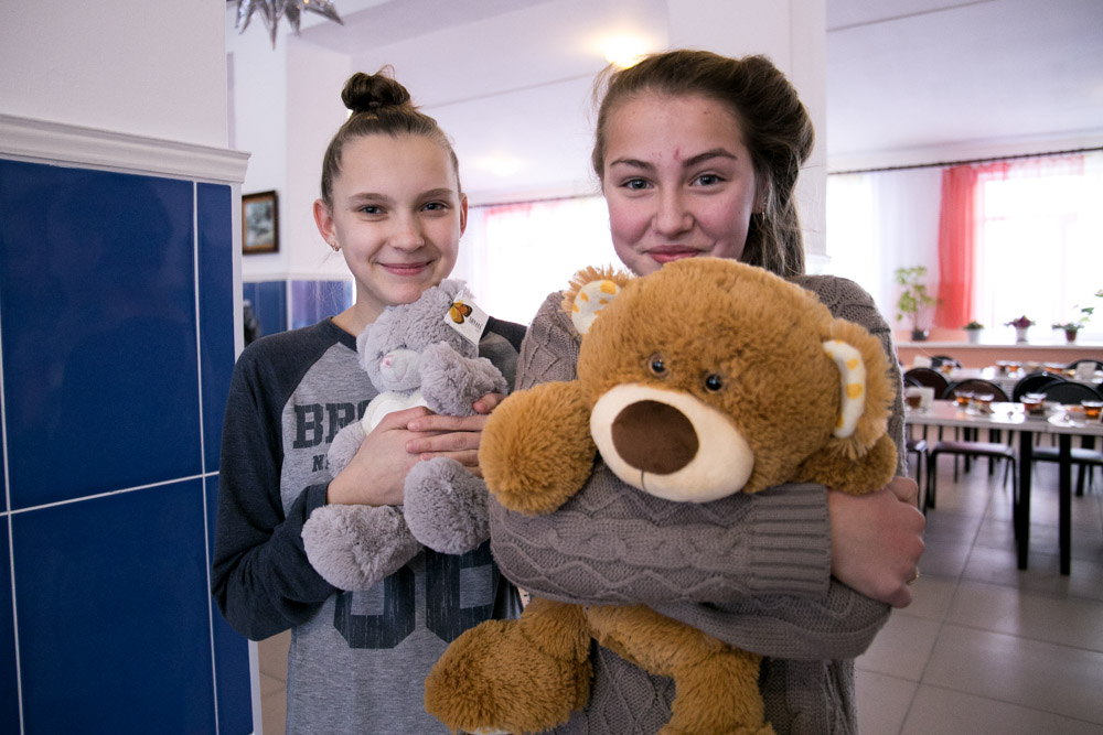 ХК ПСК "Сахалин" в гостях в Троицком детском доме