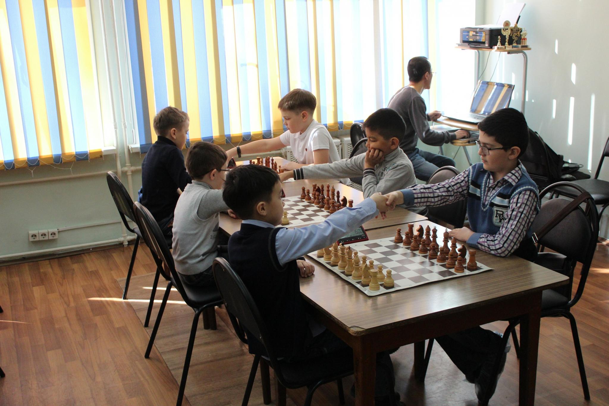 Юношеский турнир по быстрым шахматам на призы ЗАО "Гидрстрой"