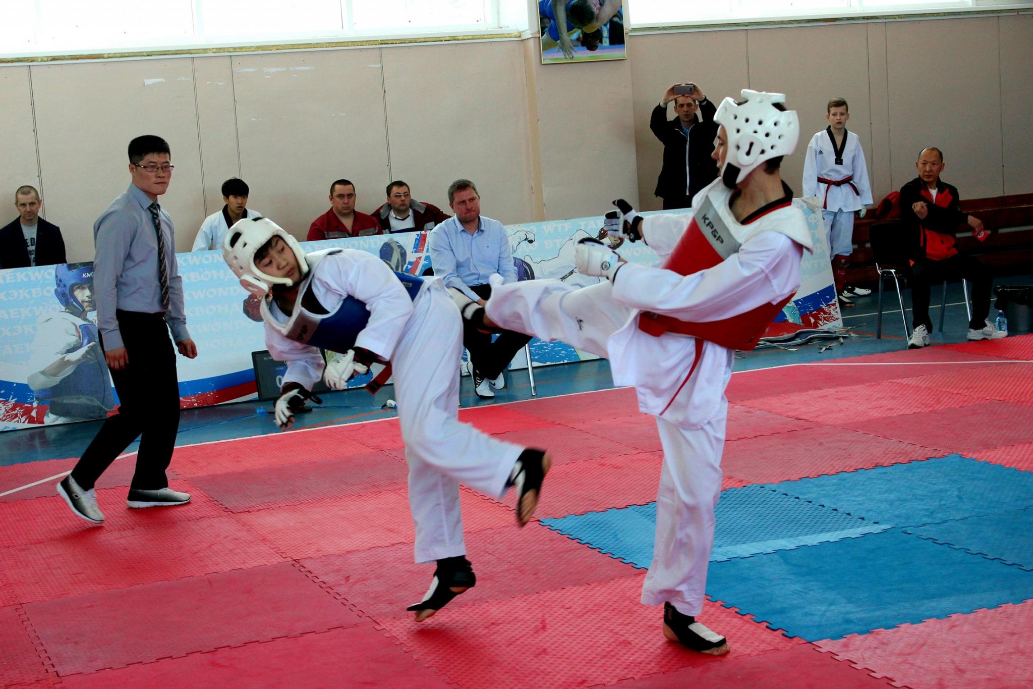 Чемпионат и первенство ДФО по тхэквондо