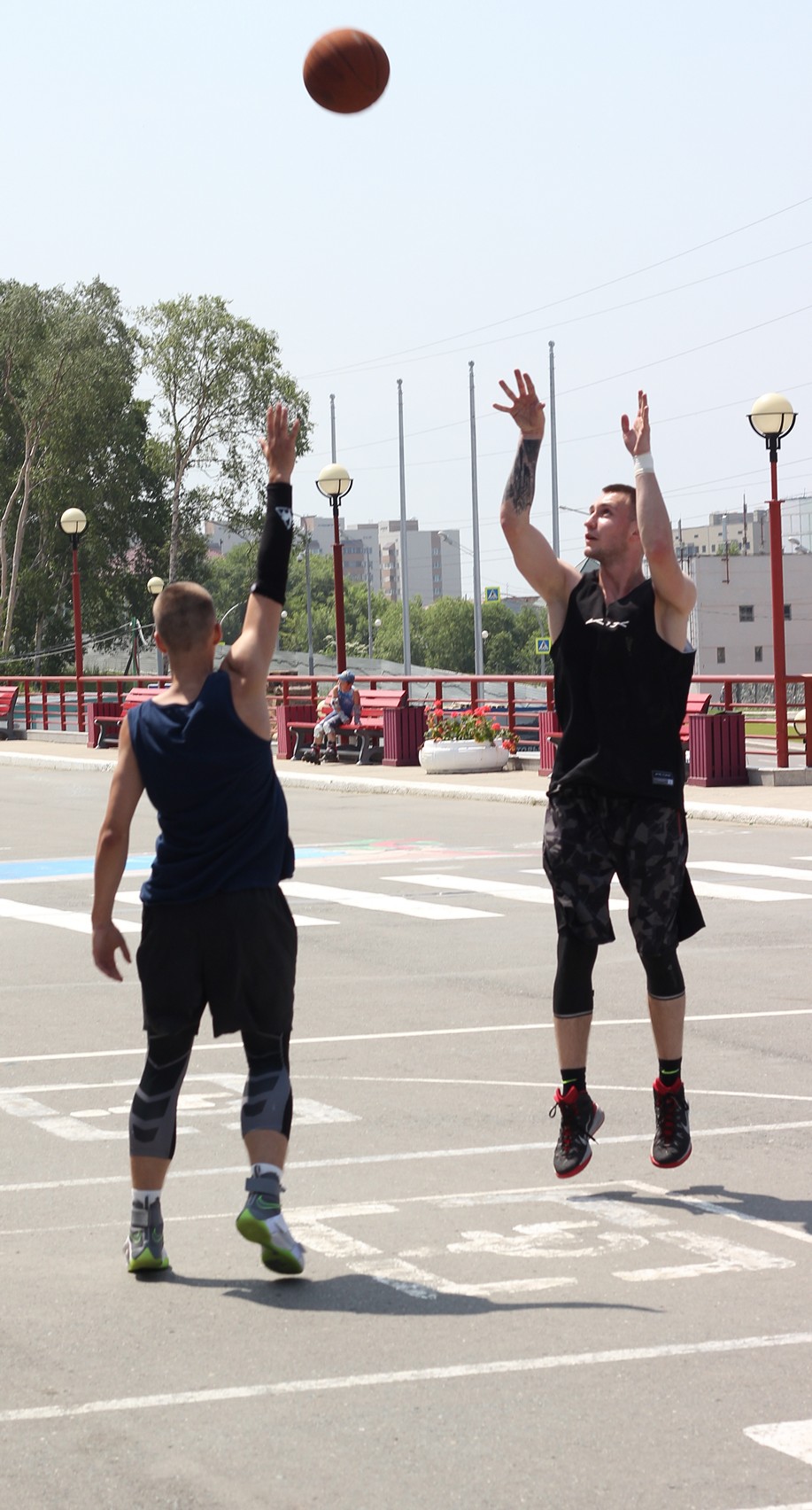 Первый тур турнира по стритболу «Kings of the Court»
