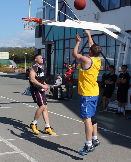 V этап областного турнира по стритболу «Kings of the Court»