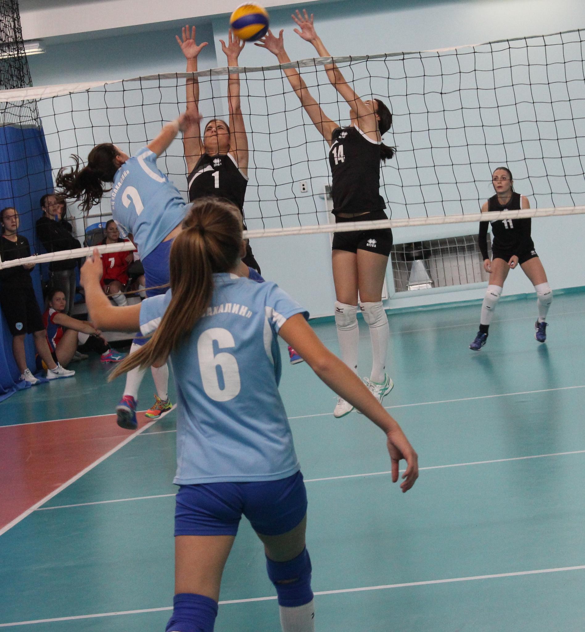 Чемпионат области среди женских команд