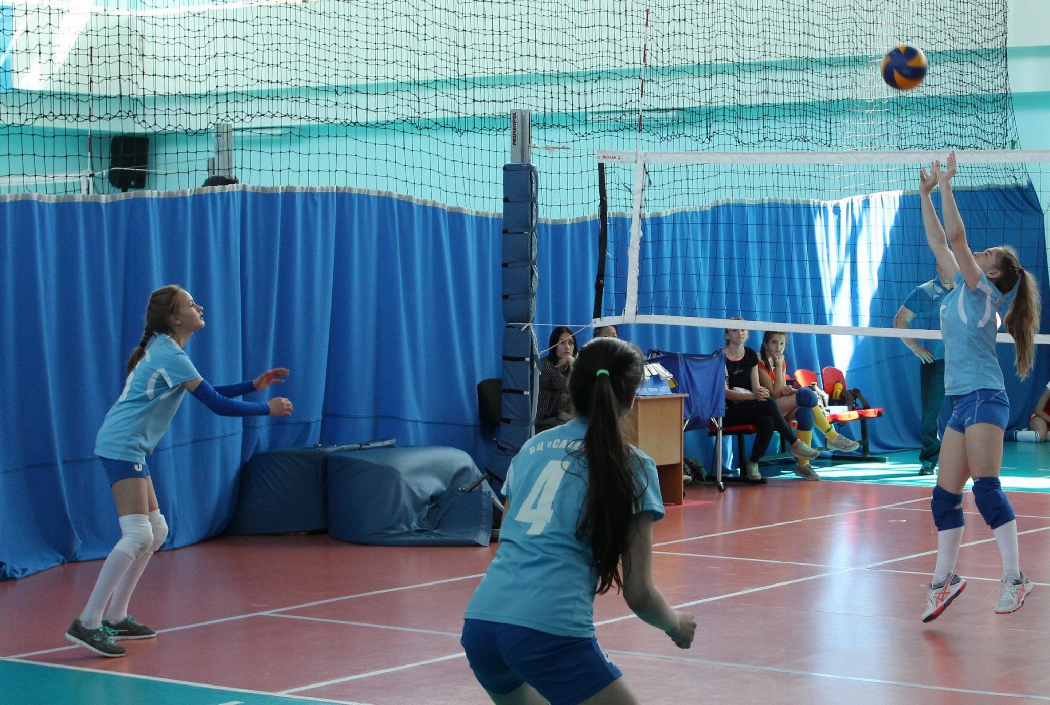 Открытое первенство Сахалинской области по волейболу среди команд юношей и девушек