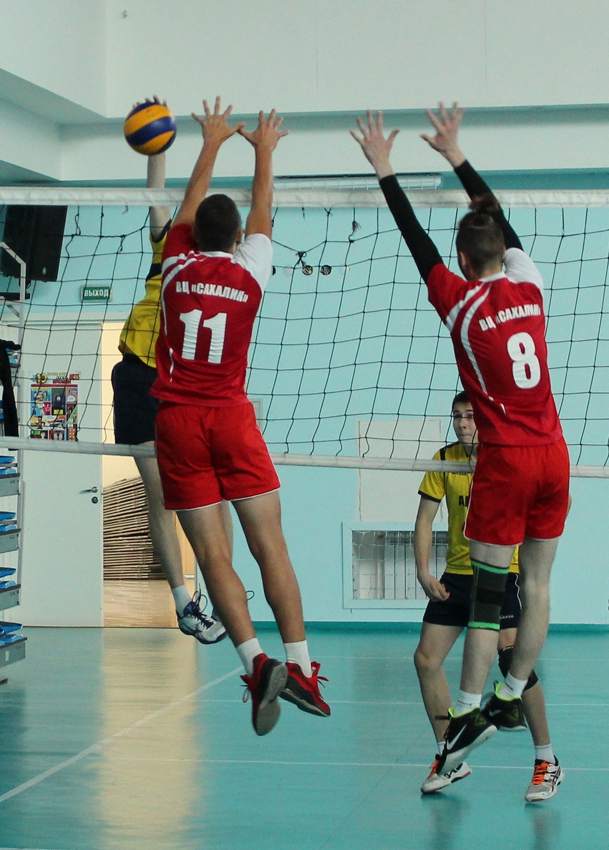 Открытое первенство Сахалинской области по волейболу среди команд юношей и девушек