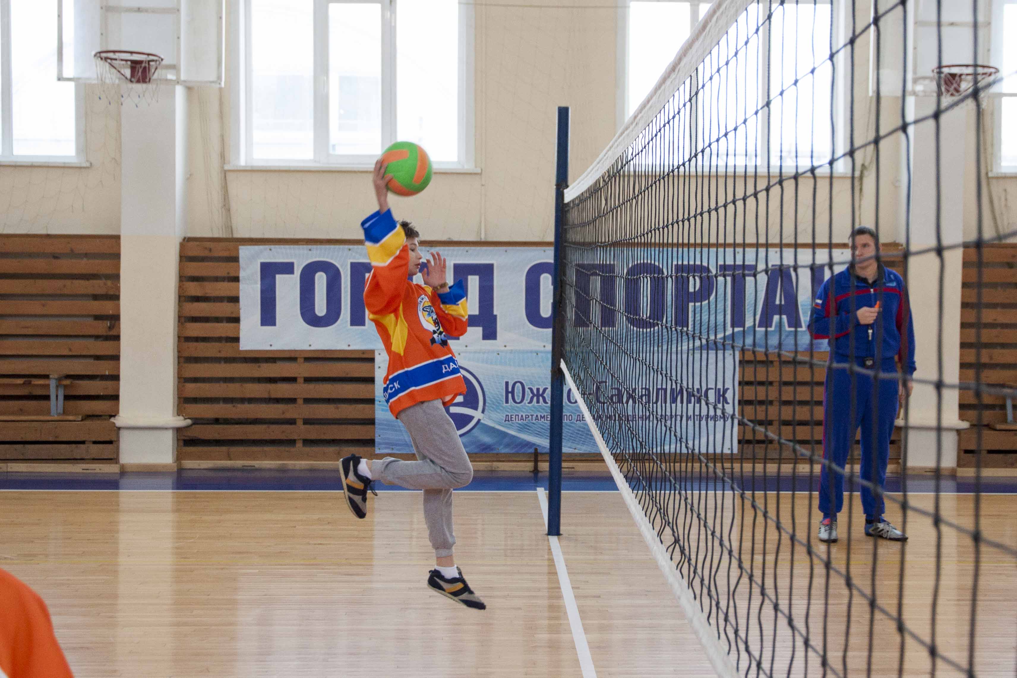 Турнир по пионерболу