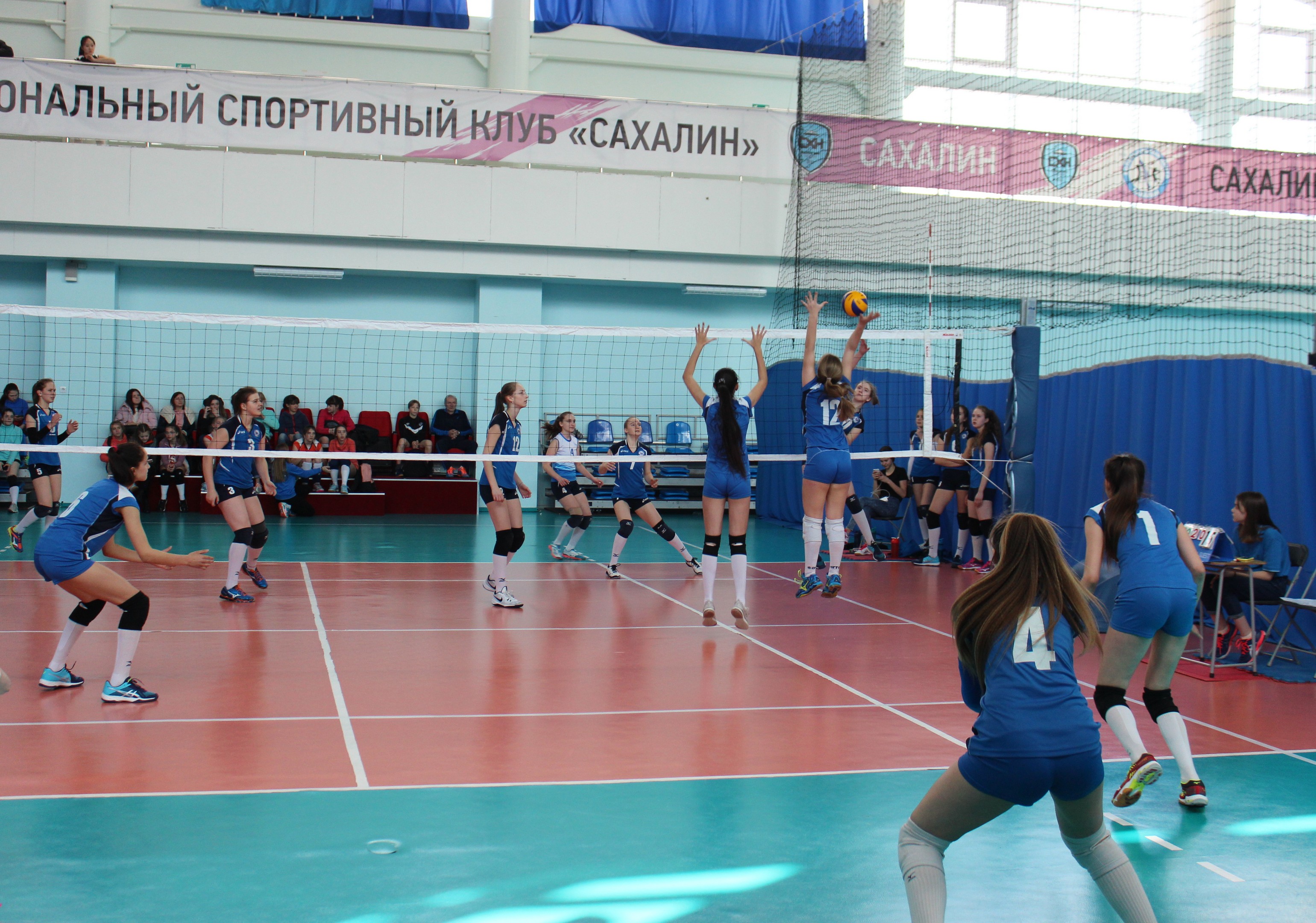 Первенство области по волейболу среди юношей и девушек 2003-2004 г.р.