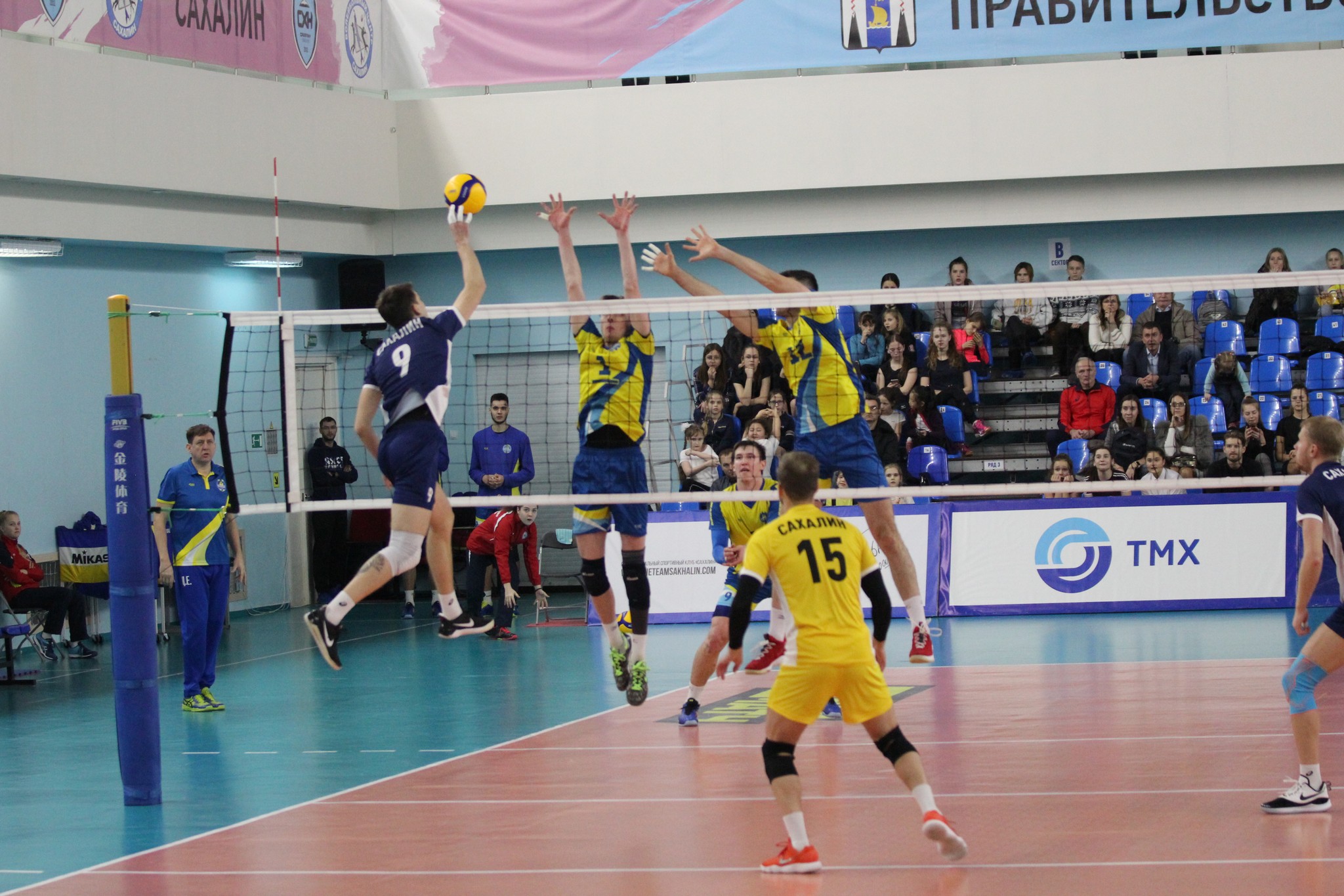 "Элвари-Сахалин" - "Волжанин" (17.01.2020)