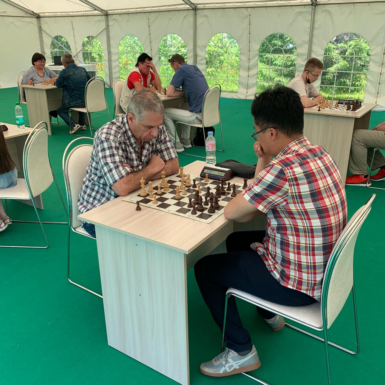 Июльский блиц-турнир на "Санте" (фото Светланы Кругловой)