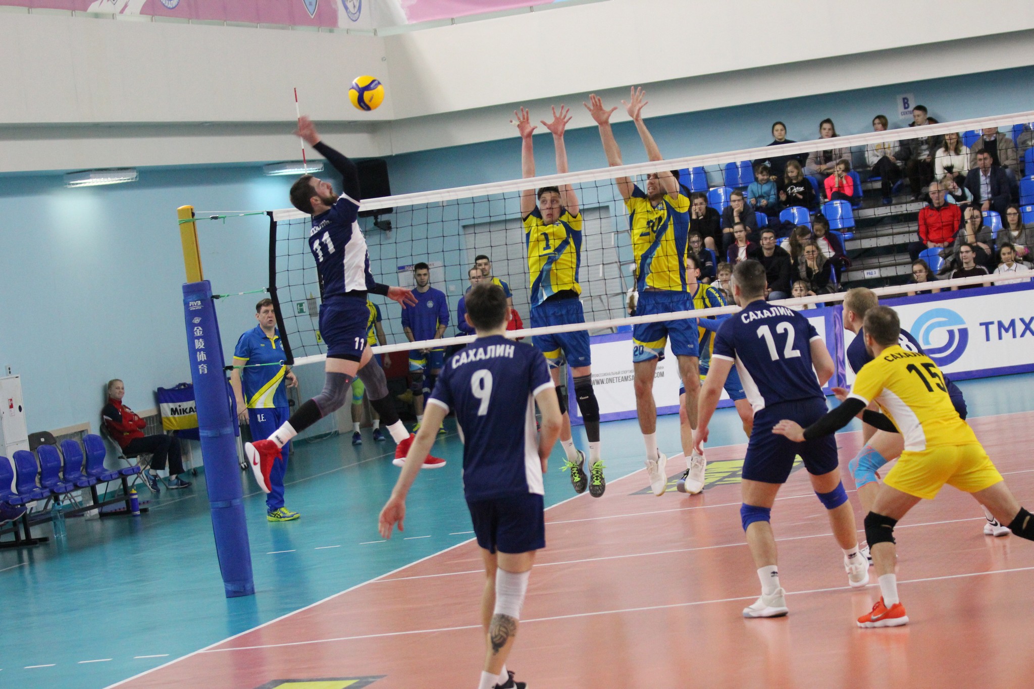 "Элвари-Сахалин" - "Волжанин" (17.01.2020)