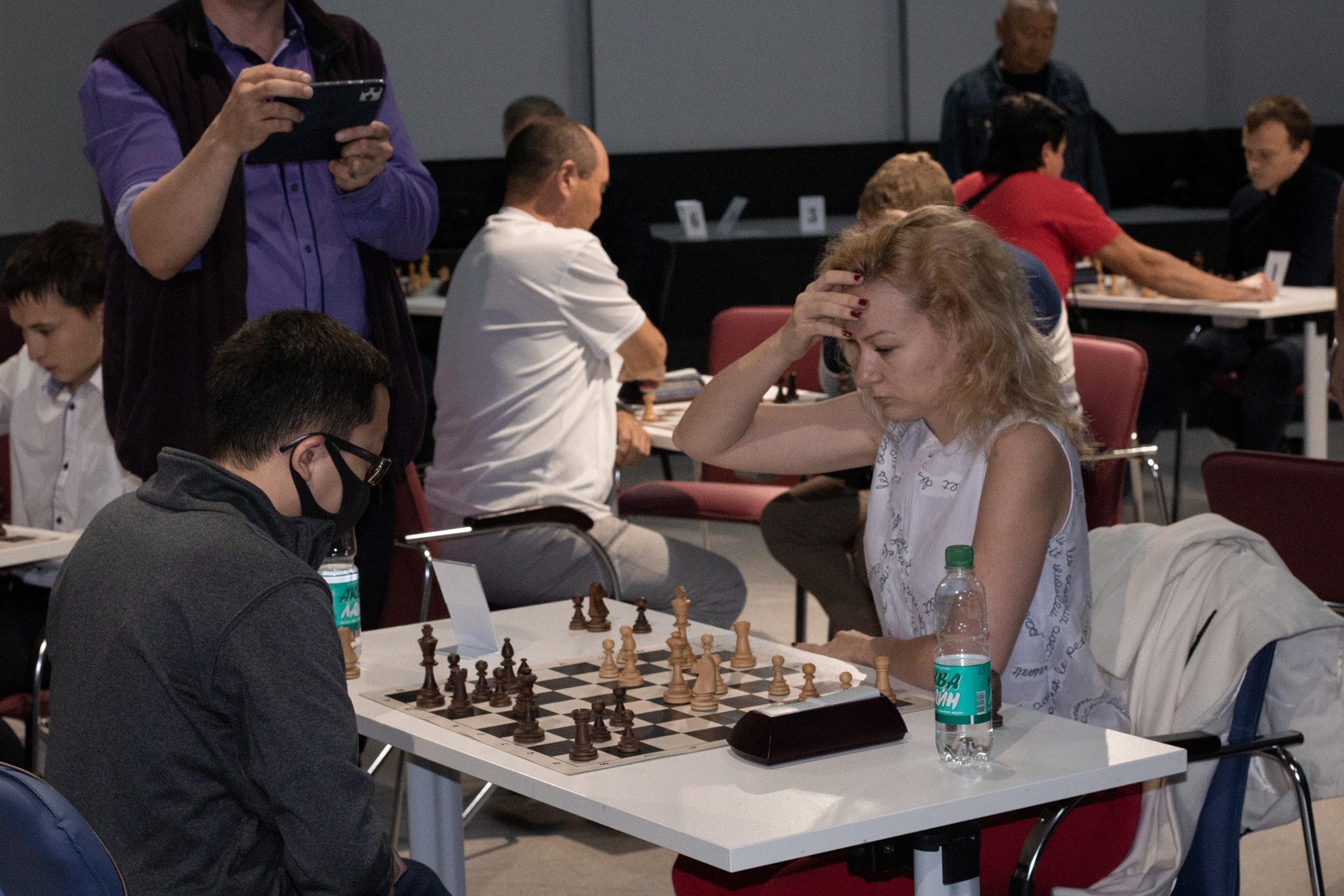 Блиц-турнир с участием международных гроссмейстеров Александра Рахманова и Марии Фоминых (фото Светланы Кругловой)