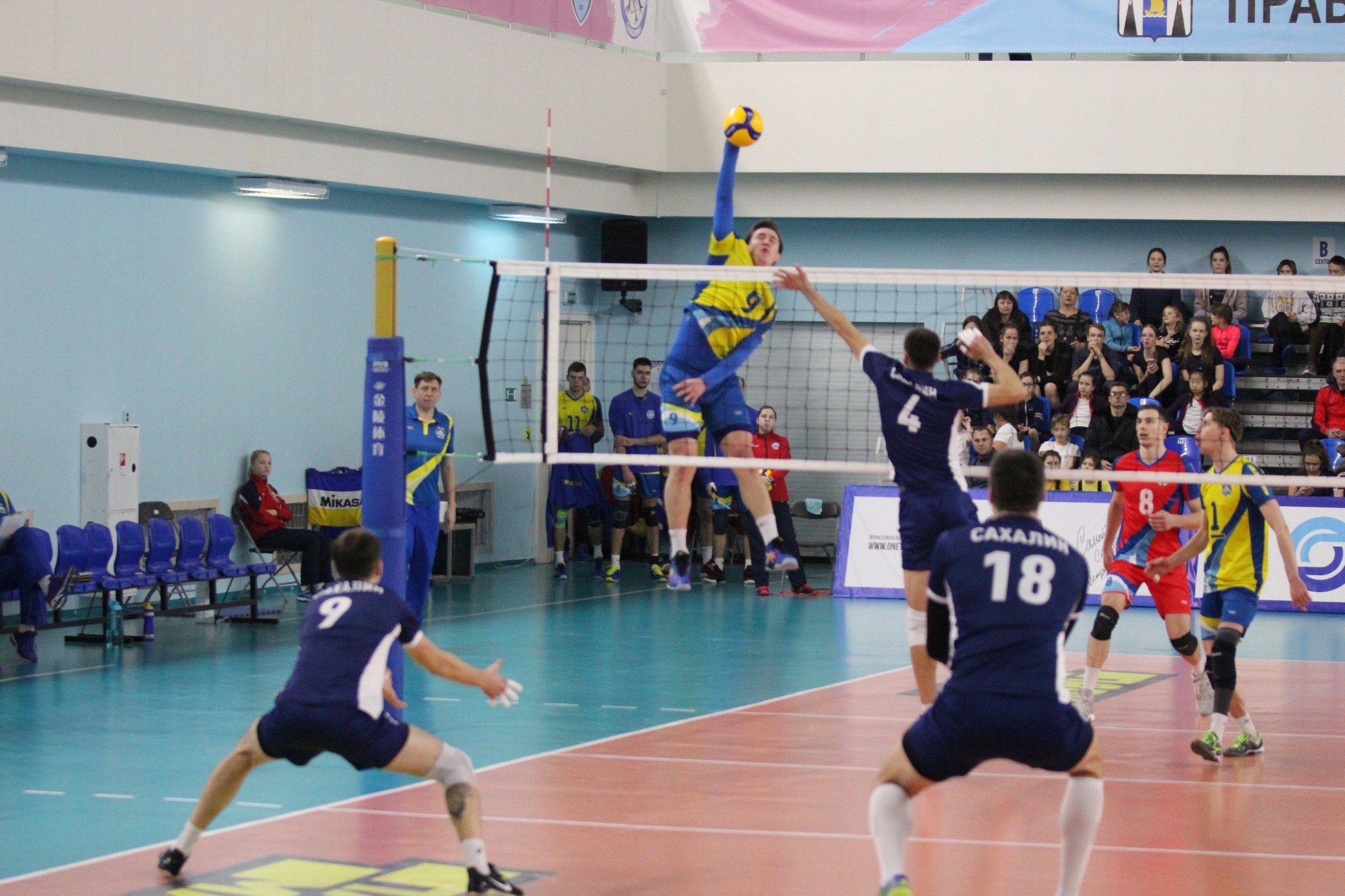 "Элвари-Сахалин" - "Волжанин" (17.01.2020)