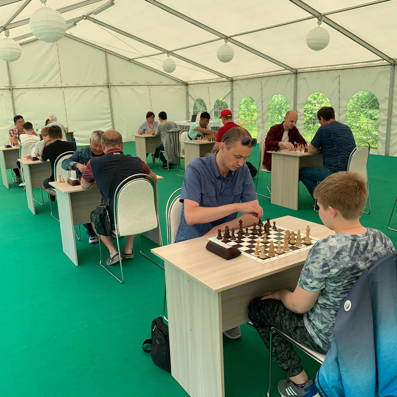 Июльский блиц-турнир на "Санте" (фото Светланы Кругловой)