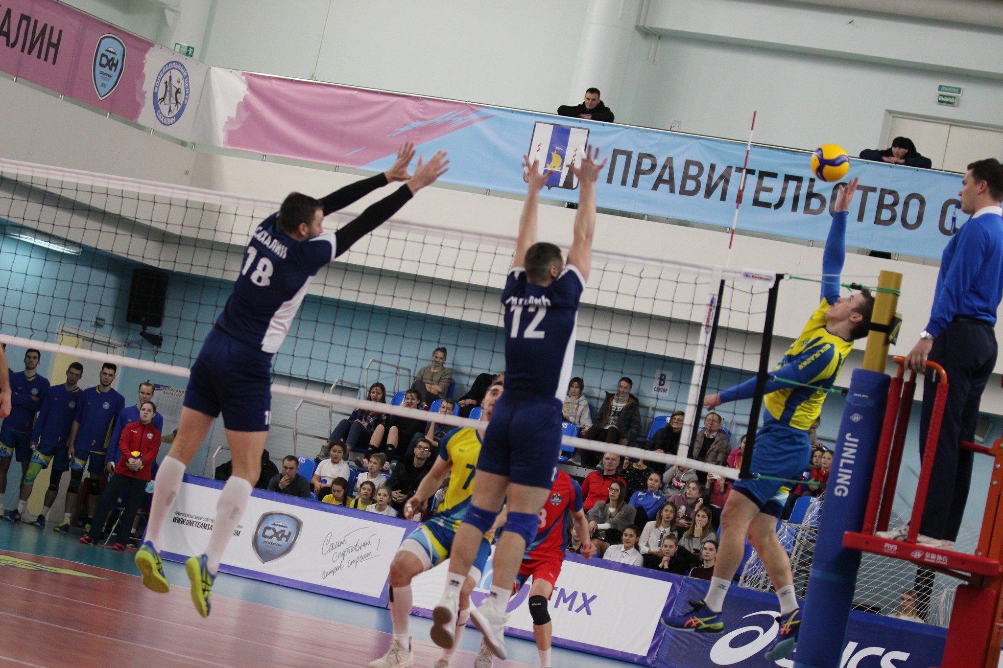 "Элвари-Сахалин" - "Волжанин" (17.01.2020)