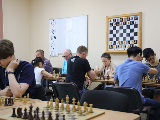 Блиц-турнир, посвященный Дню России (фото Яны Водэ)